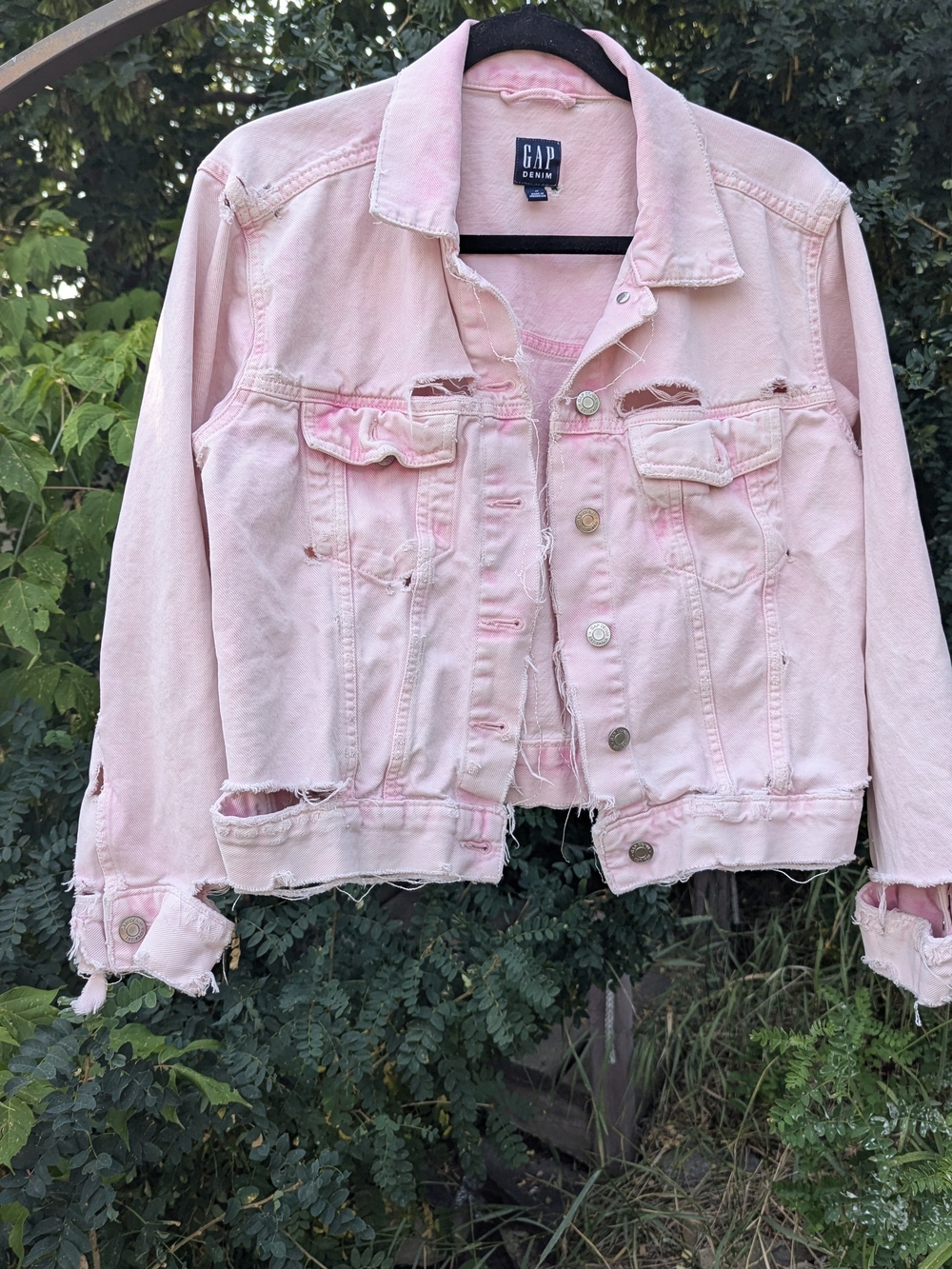 GAP Distressed Denim Grunge Trucker Jacket Coquette Y2K Festival